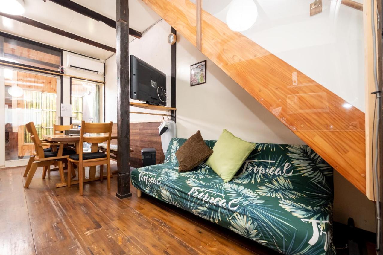 Guesthouse Oneworld Shijo四条京町屋 Kjóto Exteriér fotografie